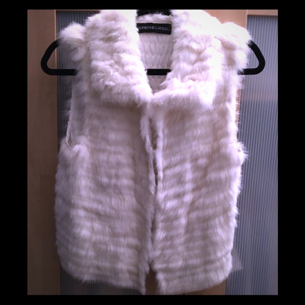 White rabbit light weight vest